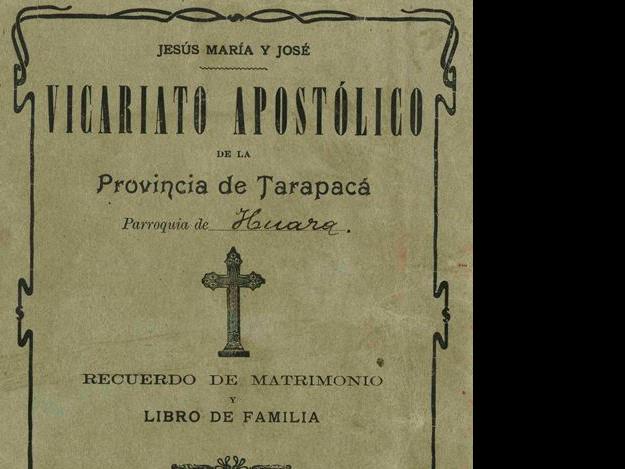 Libro de familia y recuerdo del matrimonio de Crispín Uriarte y Matilde Castañeda