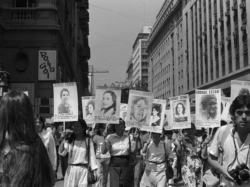 Marcha de familiares de detenidos desaparecidos