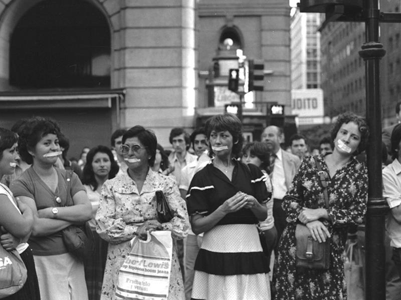 Mujeres por la Vida