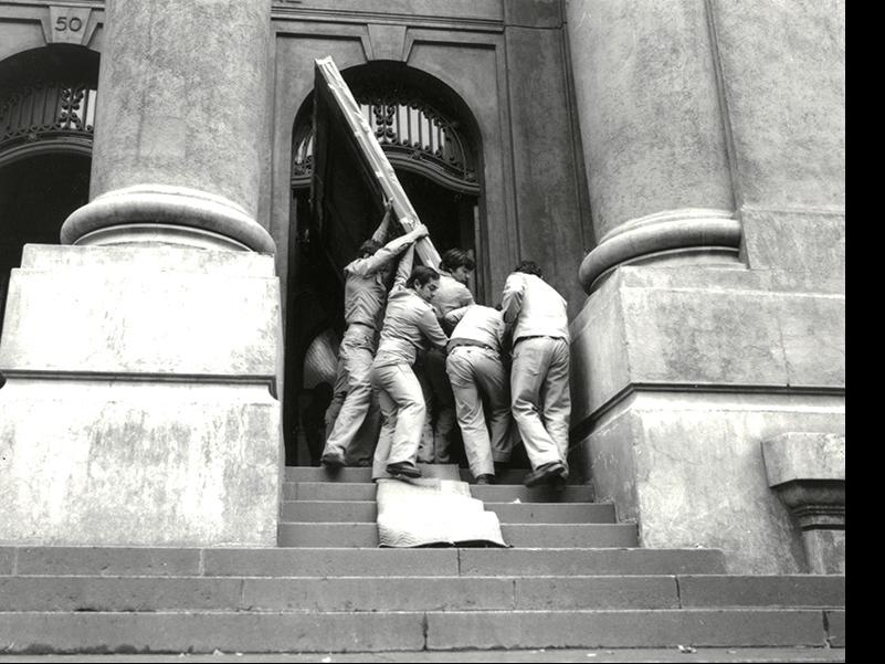 Traslado de colecciones de Miraflores a la Real Audiencia, 1982.