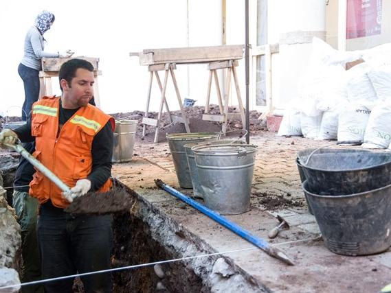 Excavación equipo Rubén Stehberg MNHN