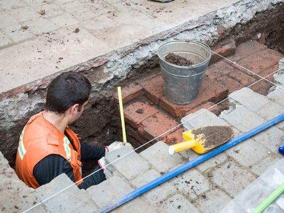 Excavación equipo Rubén Stehberg MNHN