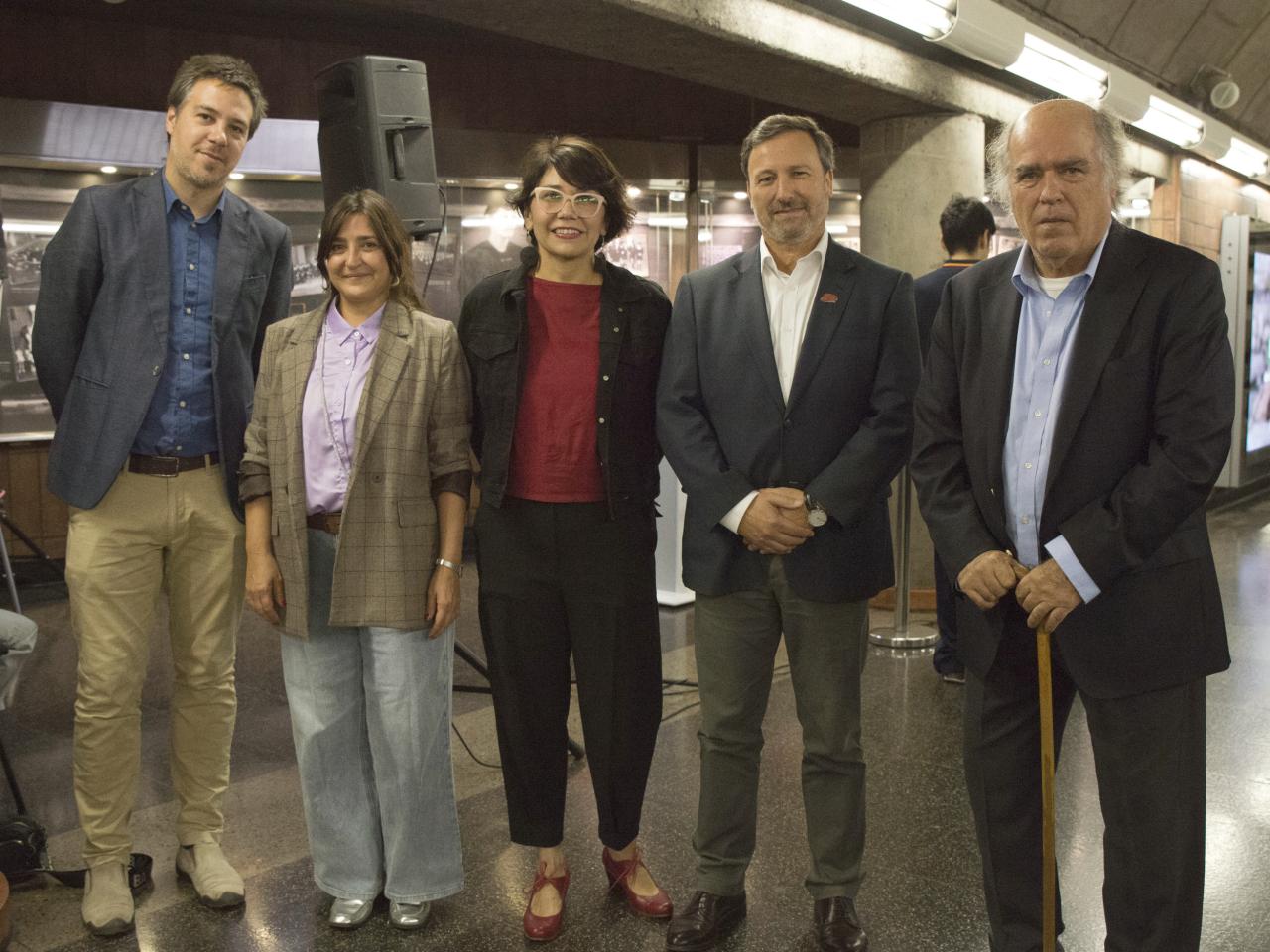 Autoridades presente apertura exposición