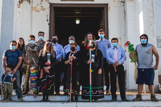 Participantes del acto de donación