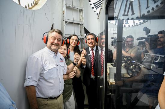 fotografía autoridades. Crédito Gobierno de Santiago 