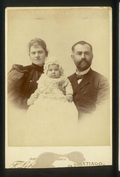 Retrato cabinet, Vicente Izquierdo Sanfuentes y Sara Phillips Huneuus