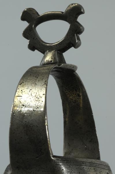 Estribo campana (detalle) Estribo campana (detalle)