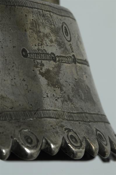 Estribo campana (detalle) Estribo campana (detalle)