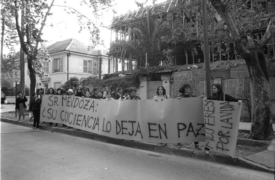 Mujeres por la Vida y familiares de Santiago Nattino, José Manuel Parada y Manuel Guerrero
