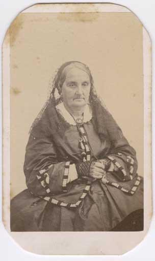 Retrato, María de la Luz Otúzar Formas