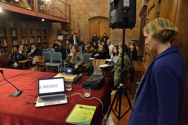 Exposición en biblioteca MHN