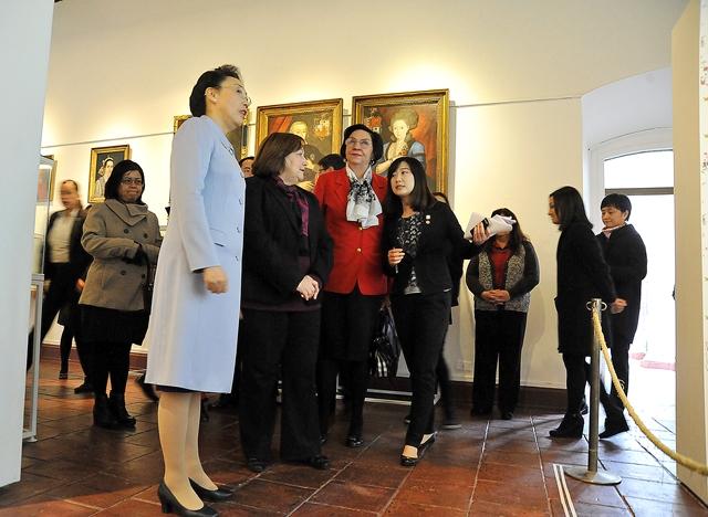 Visita oficial al MHN