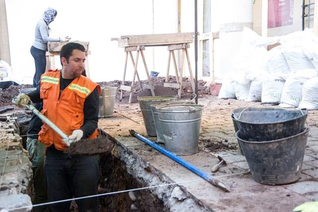 Excavación equipo Rubén Stehberg MNHN