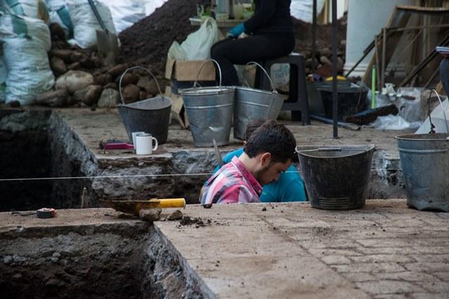 Excavación equipo Rubén Stehberg MNHN