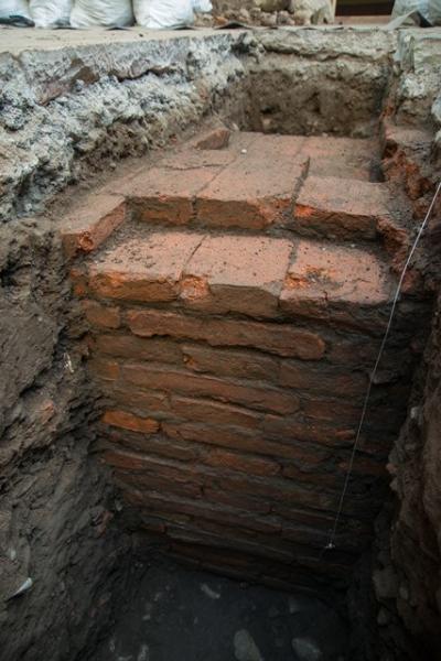 Excavación equipo Rubén Stehberg MNHN