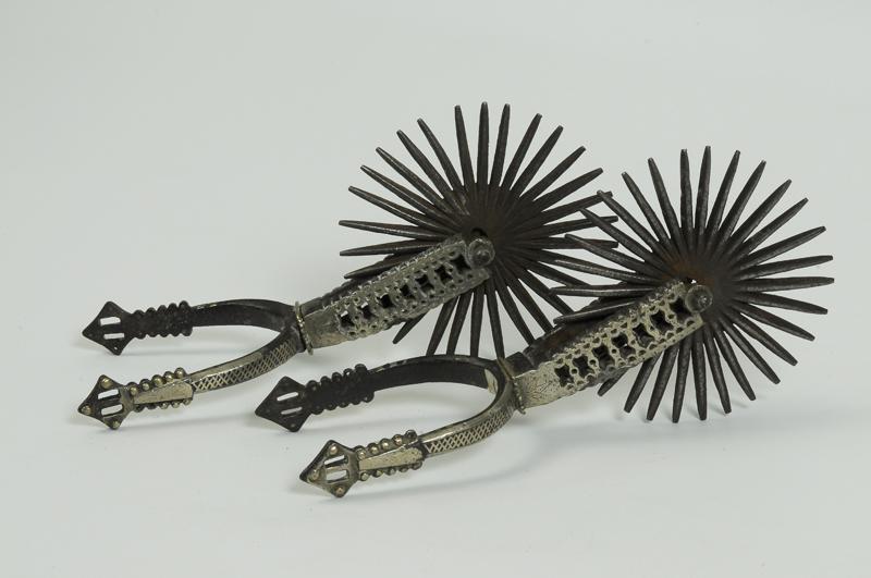 Espuelas curvas Espuelas curvas
