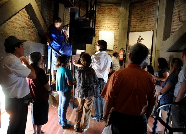 Ingreso del público a inauguración de la Torre
