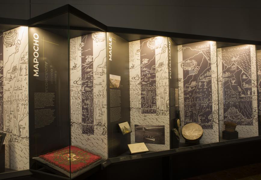 Montaje Exposición Temporal &quot;Sinopsis, sentidos de nación