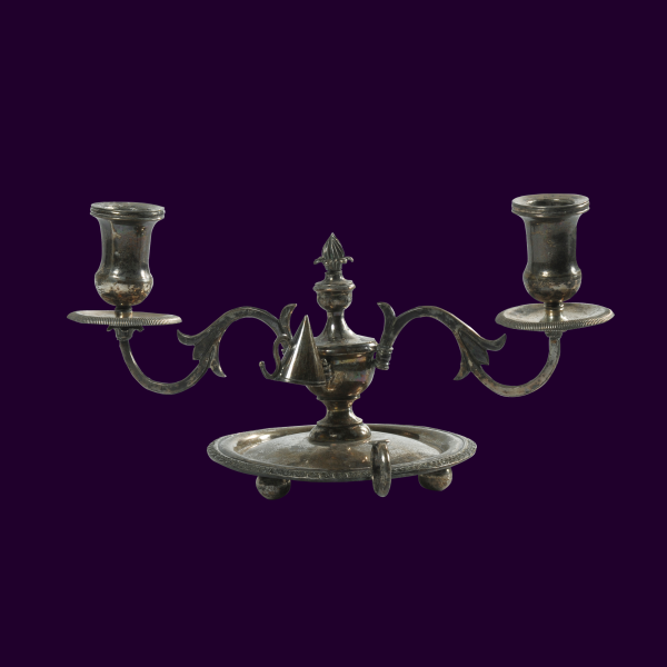 Objeto en exhibición sala siglo XVIII