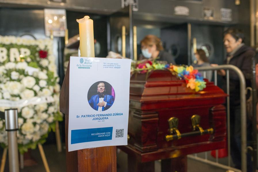 Velatorio del cantante Tommy Rey