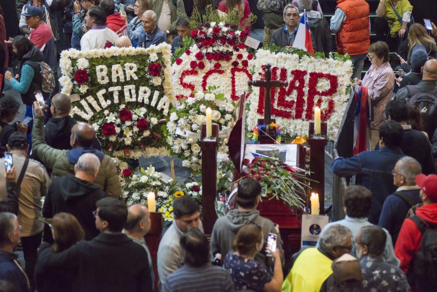 Velatorio del cantante Tommy Rey