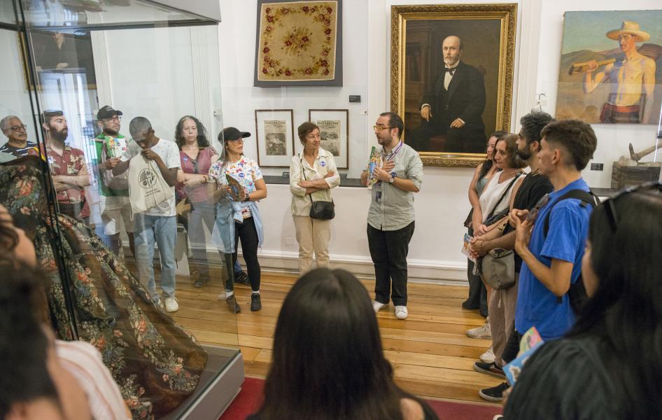 Visita guiada a Taller de Fundación Plagio Santiago en 100 palabras